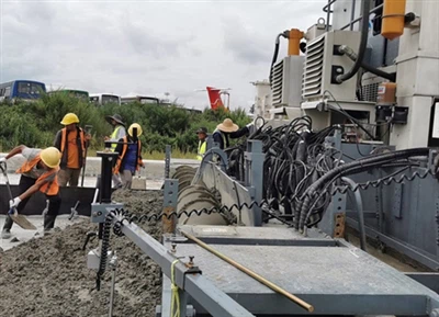 Penurap Borang Slip AHT6000S Digunakan dalam Projek Pembesaran Lapangan Terbang